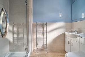 Photo 9- click for photo gallery